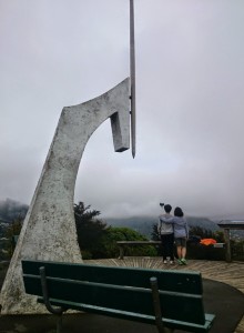 statue